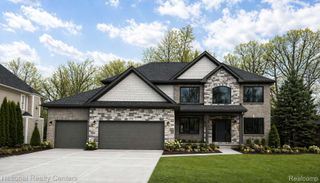 26 Woodland Meadows, Chesterfield Township, MI 48047
