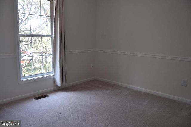 44037 KINGS ARMS SQ, Ashburn, VA 20147