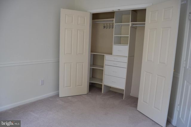 44037 KINGS ARMS SQ, Ashburn, VA 20147