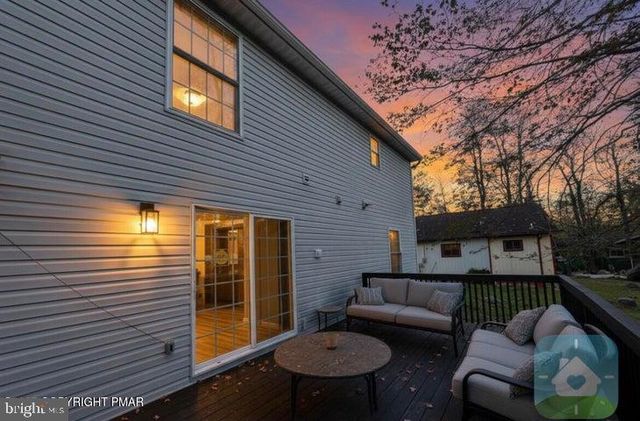 1120 COUNTRY PLACE DR, Coolbaugh Township, PA 18466