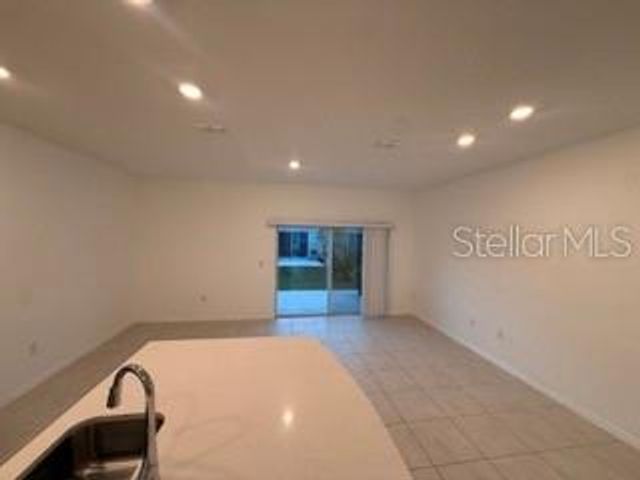 2906 CANARY AVENUE, Davenport, FL 33837