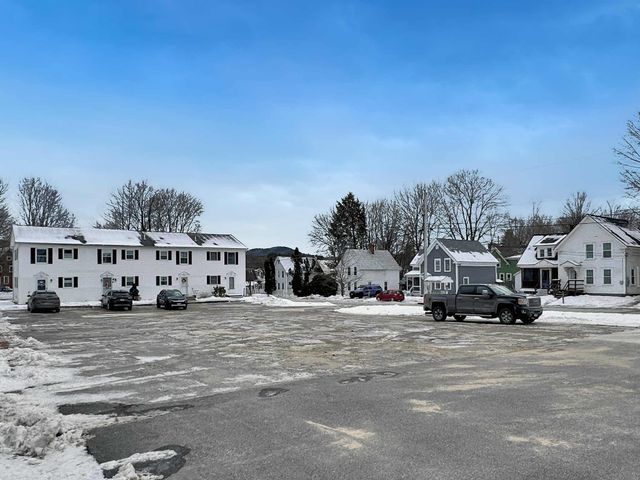 5-16 Butler Street, Hillsborough, NH 03244