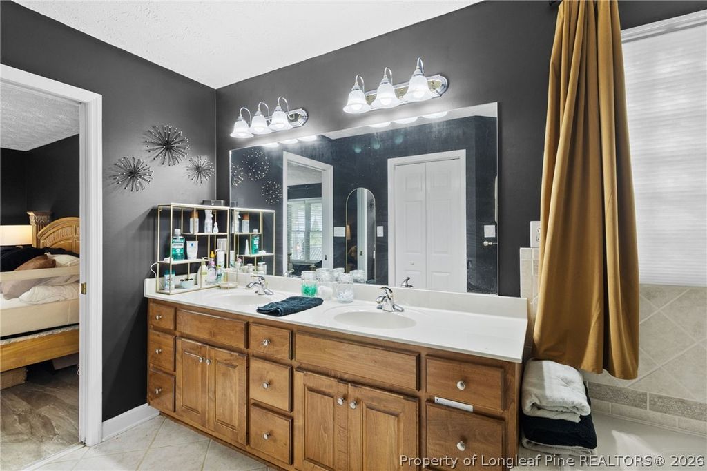 6237 Falkland Court, Fayetteville, NC 28311 — photo 32