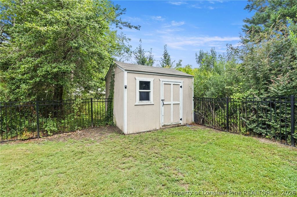 6237 Falkland Court, Fayetteville, NC 28311 — photo 41