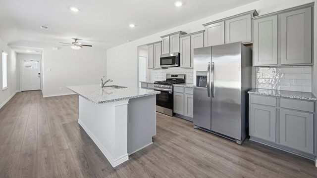 1217 Silent Peak Drive, Princeton, TX 75407