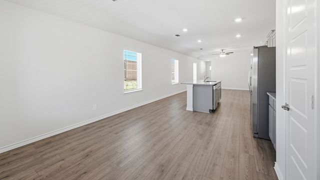 1217 Silent Peak Drive, Princeton, TX 75407
