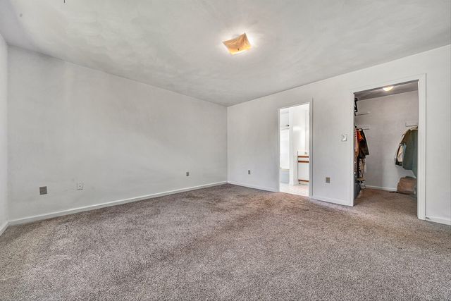 3721 Chaparral DR, Roanoke, VA 24018