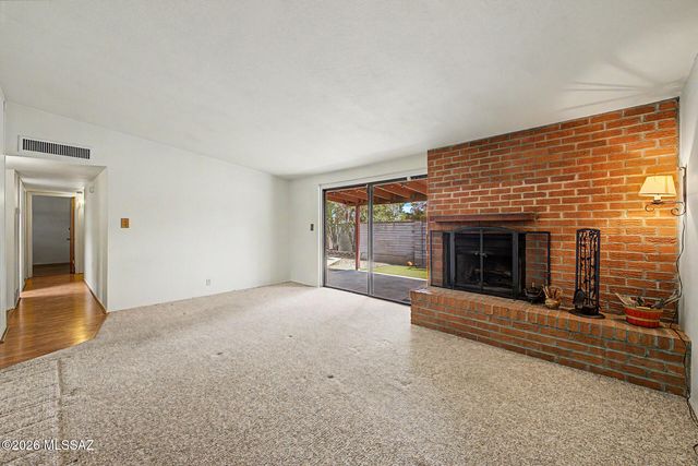 7118 E Eli Place, Tucson, AZ 85710