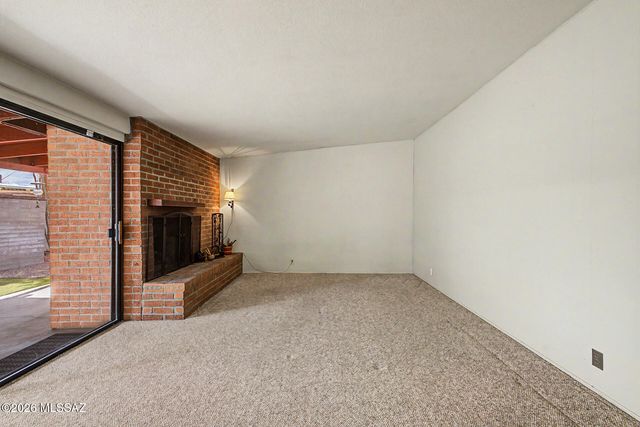 7118 E Eli Place, Tucson, AZ 85710