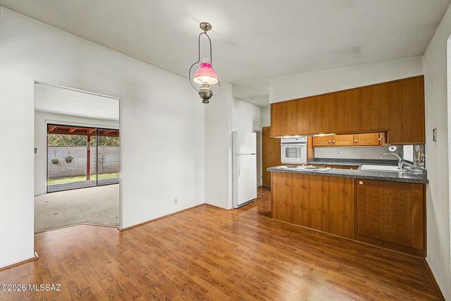 7118 E Eli Place, Tucson, AZ 85710