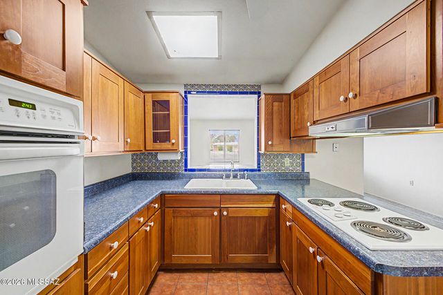 7118 E Eli Place, Tucson, AZ 85710
