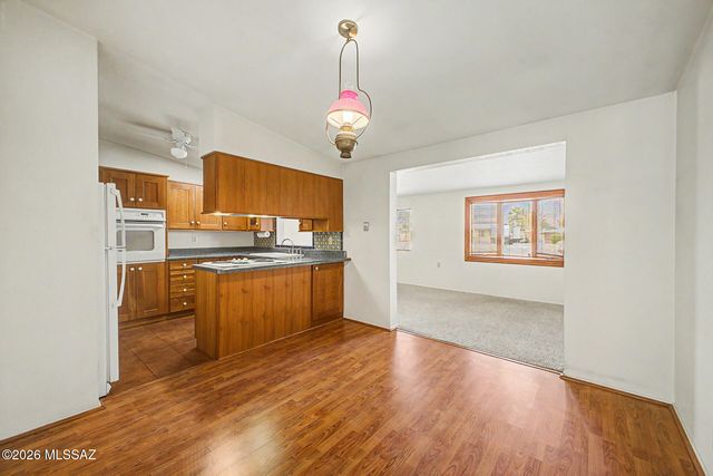 7118 E Eli Place, Tucson, AZ 85710