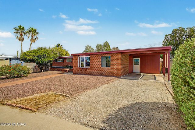 7118 E Eli Place, Tucson, AZ 85710