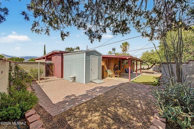 7118 E Eli Place, Tucson, AZ 85710