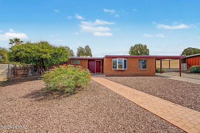 7118 E Eli Place, Tucson, AZ 85710