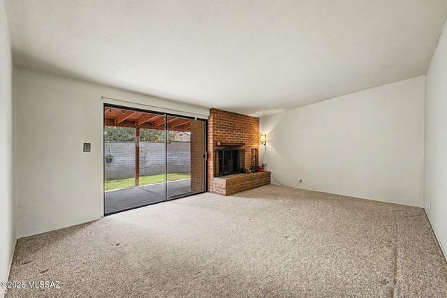 7118 E Eli Place, Tucson, AZ 85710