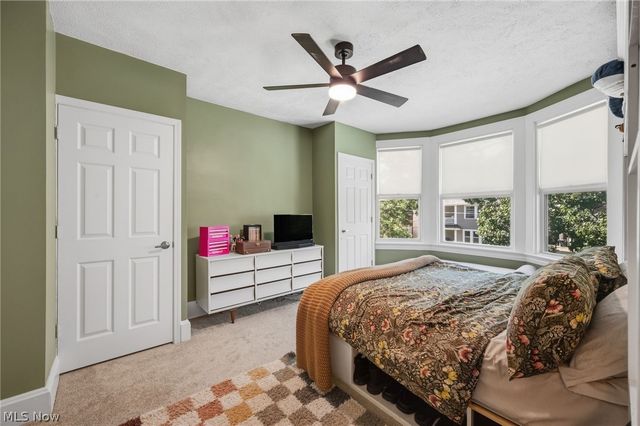 1655 Lauderdale Avenue, Lakewood, OH 44107