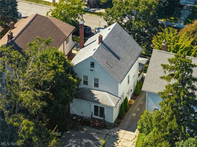 1655 Lauderdale Avenue, Lakewood, OH 44107