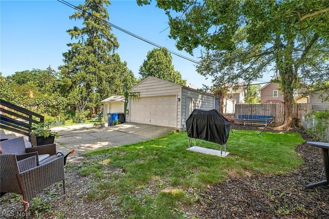 1655 Lauderdale Avenue, Lakewood, OH 44107