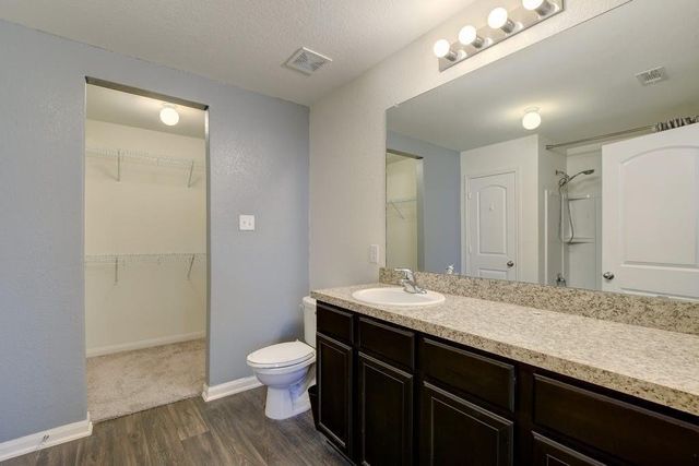 1444 Breanna LN, Kyle, TX 78640