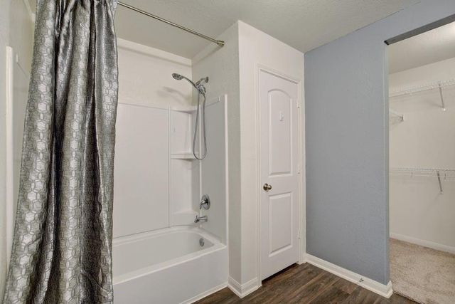 1444 Breanna LN, Kyle, TX 78640