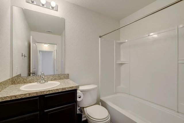 1444 Breanna LN, Kyle, TX 78640