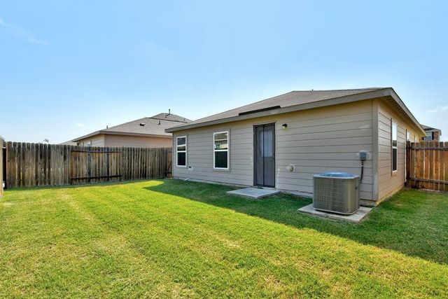 1444 Breanna LN, Kyle, TX 78640