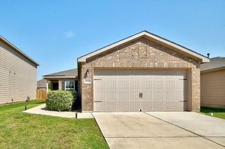 1444 Breanna LN, Kyle, TX 78640