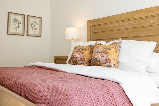 6016 Canyon Springs Road, Dallas, TX 75248