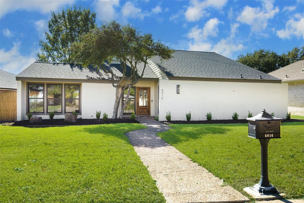 6016 Canyon Springs Road, Dallas, TX 75248
