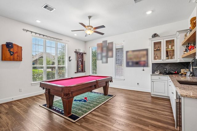 1700 Graystone Hills Drive, Conroe, TX 77304