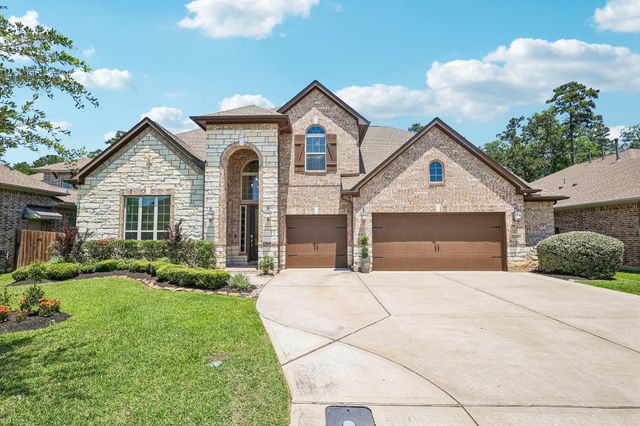 1700 Graystone Hills Drive, Conroe, TX 77304