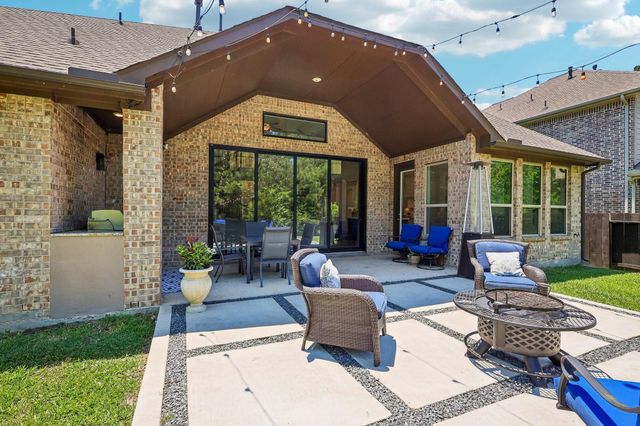 1700 Graystone Hills Drive, Conroe, TX 77304