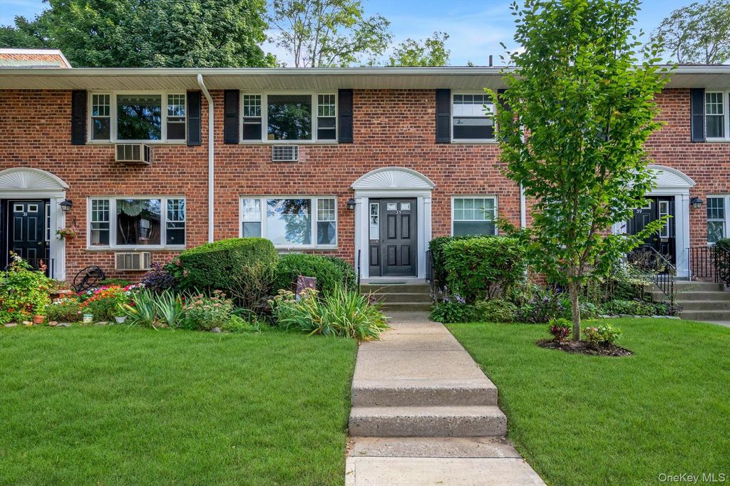 35U Madison Park Gardens 35U, Port Washington, NY 11050 — exterior