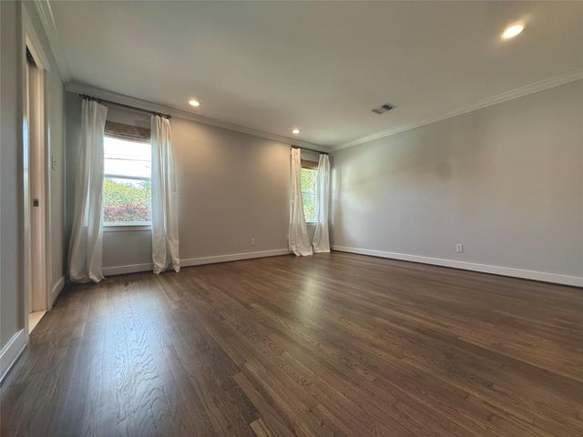 4326 Briarbend Drive, Houston, TX 77035