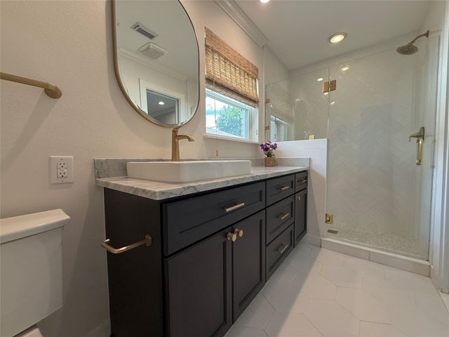 4326 Briarbend Drive, Houston, TX 77035