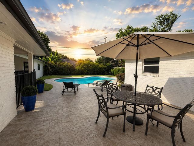 4326 Briarbend Drive, Houston, TX 77035