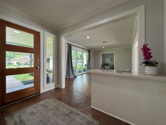 4326 Briarbend Drive, Houston, TX 77035