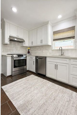 4326 Briarbend Drive, Houston, TX 77035