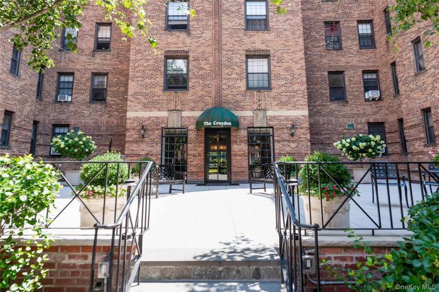 35 Parkview Avenue 6G, Bronxville, NY 10708