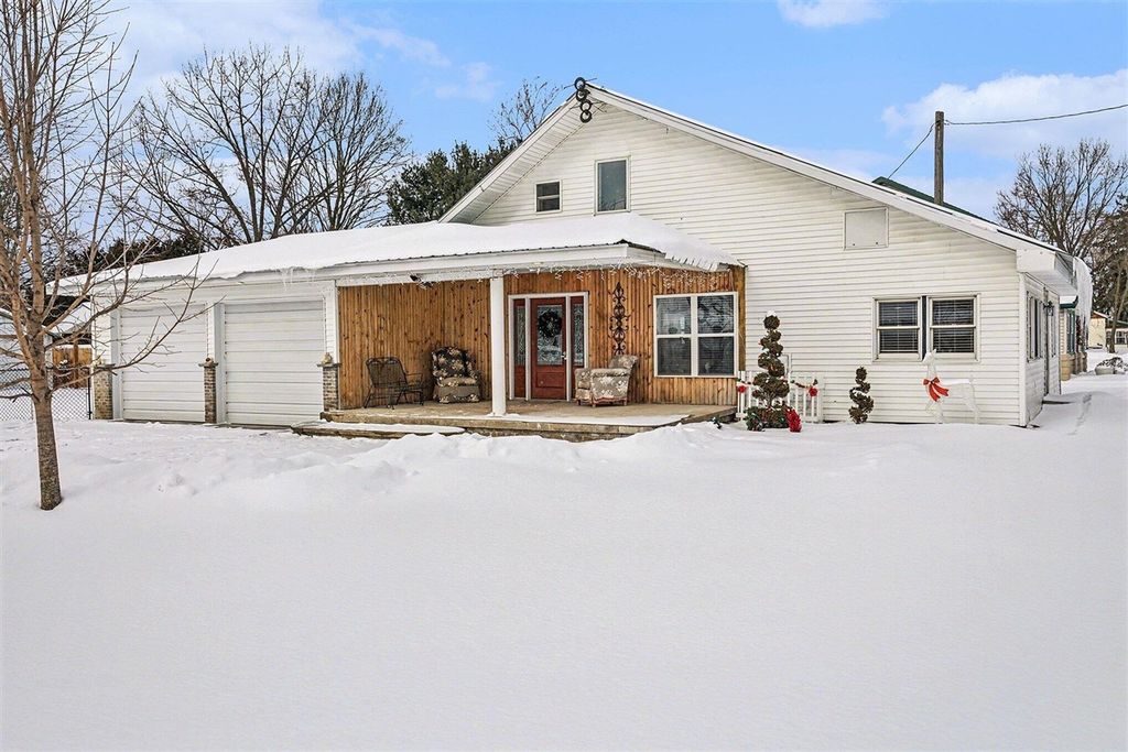 69346 S Kalamazoo Street, White Pigeon, MI 49099