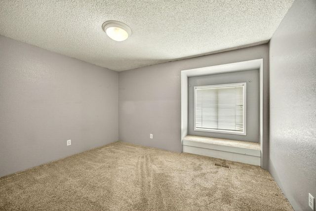 2409 Greenbrook Drive, Medford, OR 97504