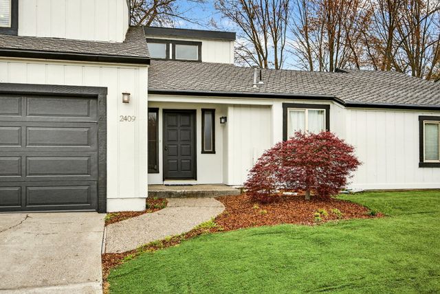 2409 Greenbrook Drive, Medford, OR 97504