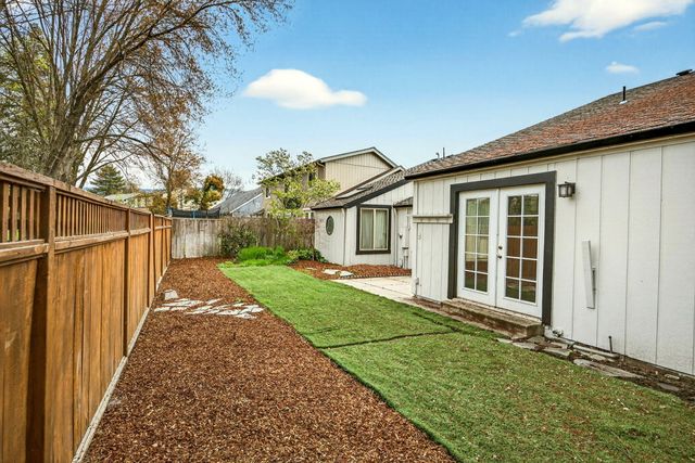 2409 Greenbrook Drive, Medford, OR 97504