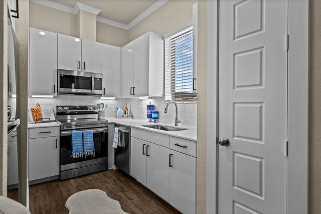 4770 N Luxe Lane 1200A, Denton, TX 76207