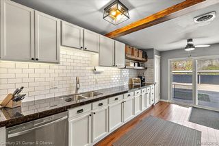 26388 Franklin Pointe Drive, Southfield, MI 48034