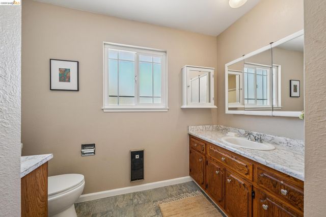 482 Lewis Ave, San Leandro, CA 94577