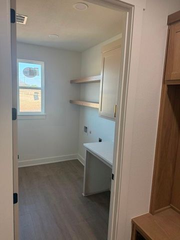 518 County road 2115, Canton, TX 75103