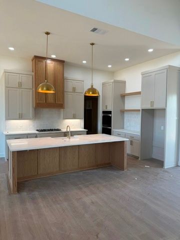 518 County road 2115, Canton, TX 75103