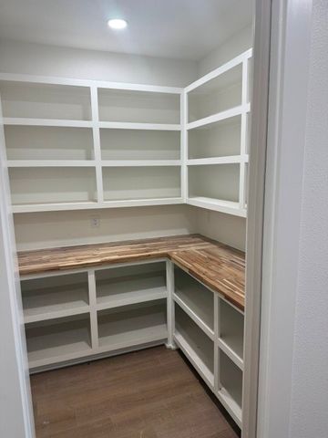 518 County road 2115, Canton, TX 75103